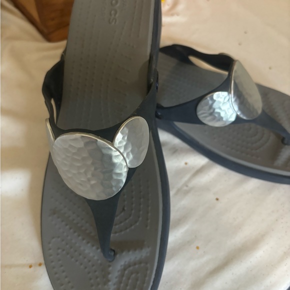 Women’s Blue Crocs Sandals 11 - Picture 2 of 3
